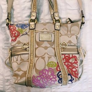 Coach Handbag beautiful poppy collection